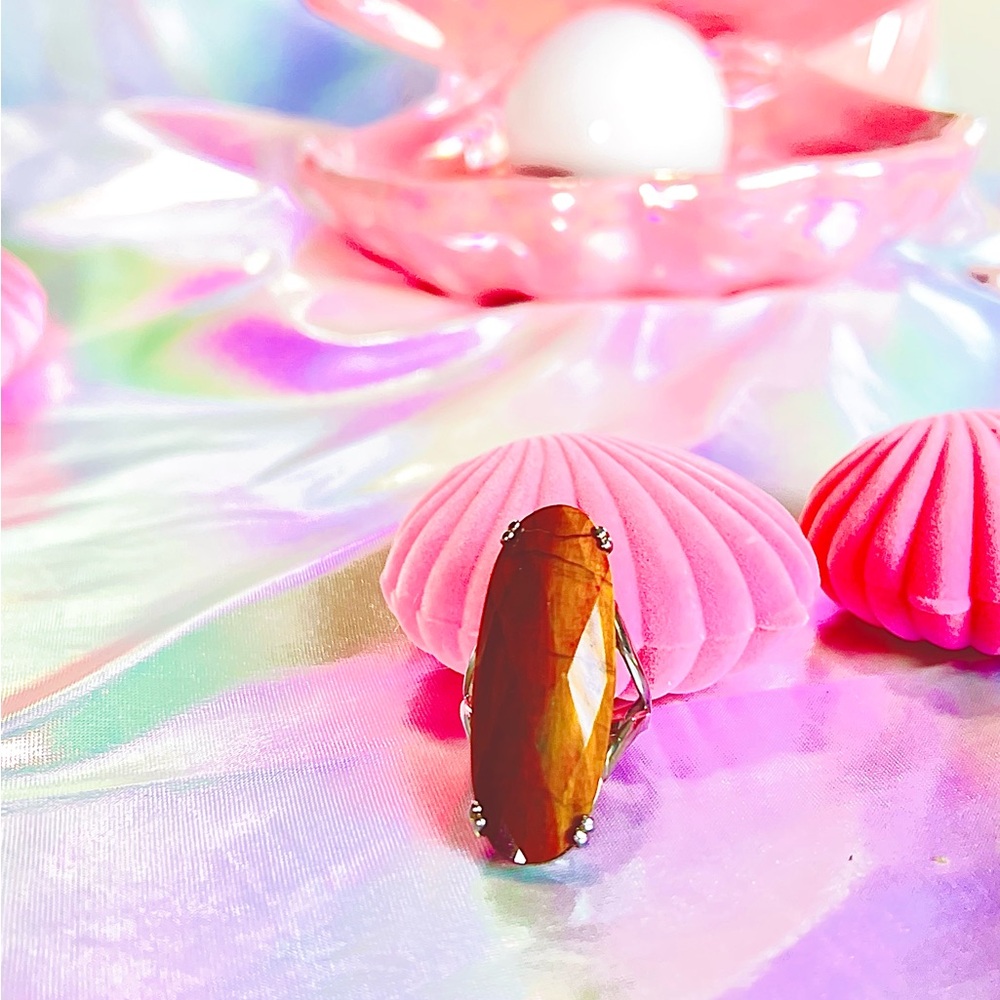 Long Oval Beveled Tigers Eye Statement Ring - image 2